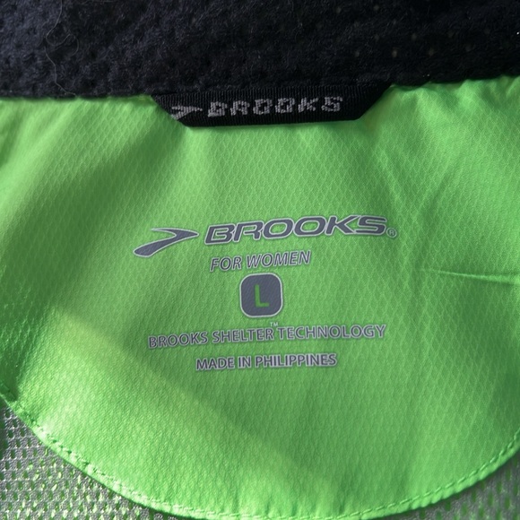 Brooks Shelter Technology running jacket L large lime green - Picture 9 of 9
